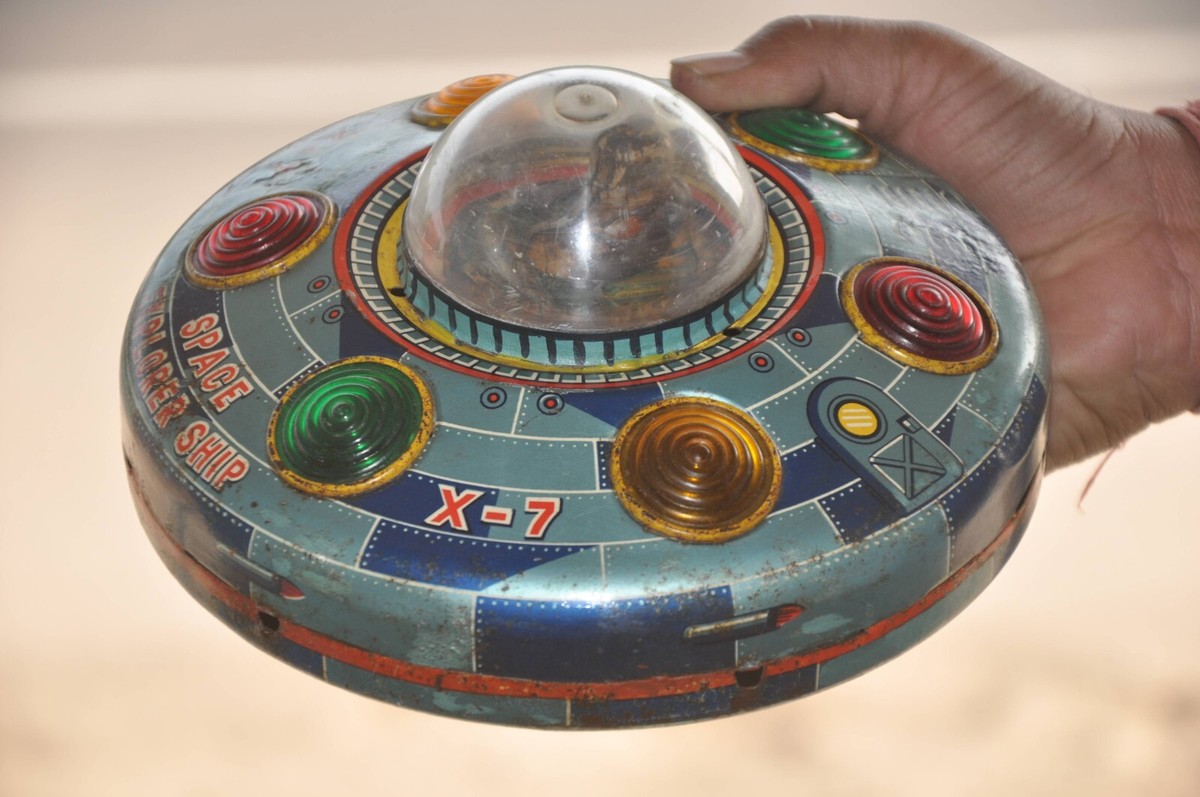 Vintage X-7 Space Explorer Ship MT Trademark Battery Litho Vintage X-7 Space Explorer Ship MT Trademark Battery Litho