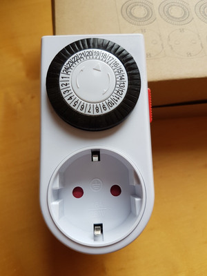 Hama Mechanische Tages-Zeitschaltuhr Mini Innen Zeitschalter Timer Steckdose(F7)