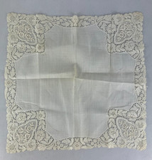 Vintage - Very Intricate Handmade Handkerchief Lace Floral Pattern Swiss - B1