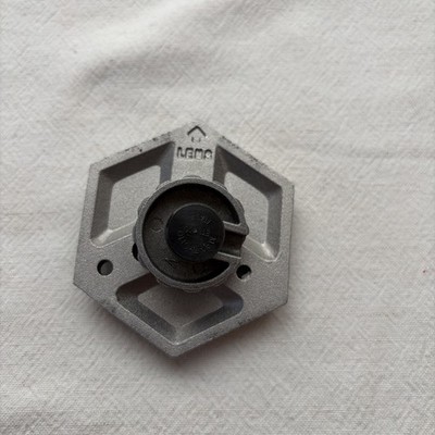 Manfrotto Hexagon Quick Release Plate for Tripod Camera ET8100