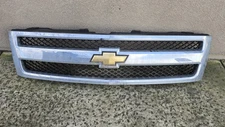 07 08 09 10 11 12 13 CHEVY CHEVROLET SILVERADO FRONT BUMPER GRILL GRILLE CHROME