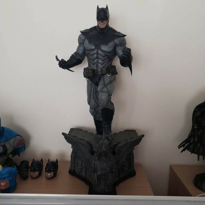 batman noel figure