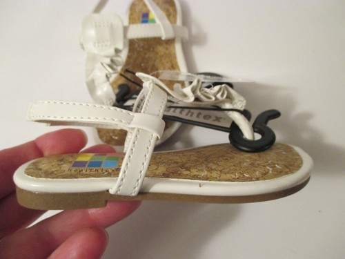 Scarpe sandali HEALTHTEX bianchi in pelle verniciata nuovi senza scatola bambina taglia 4 - Foto 6 di 12