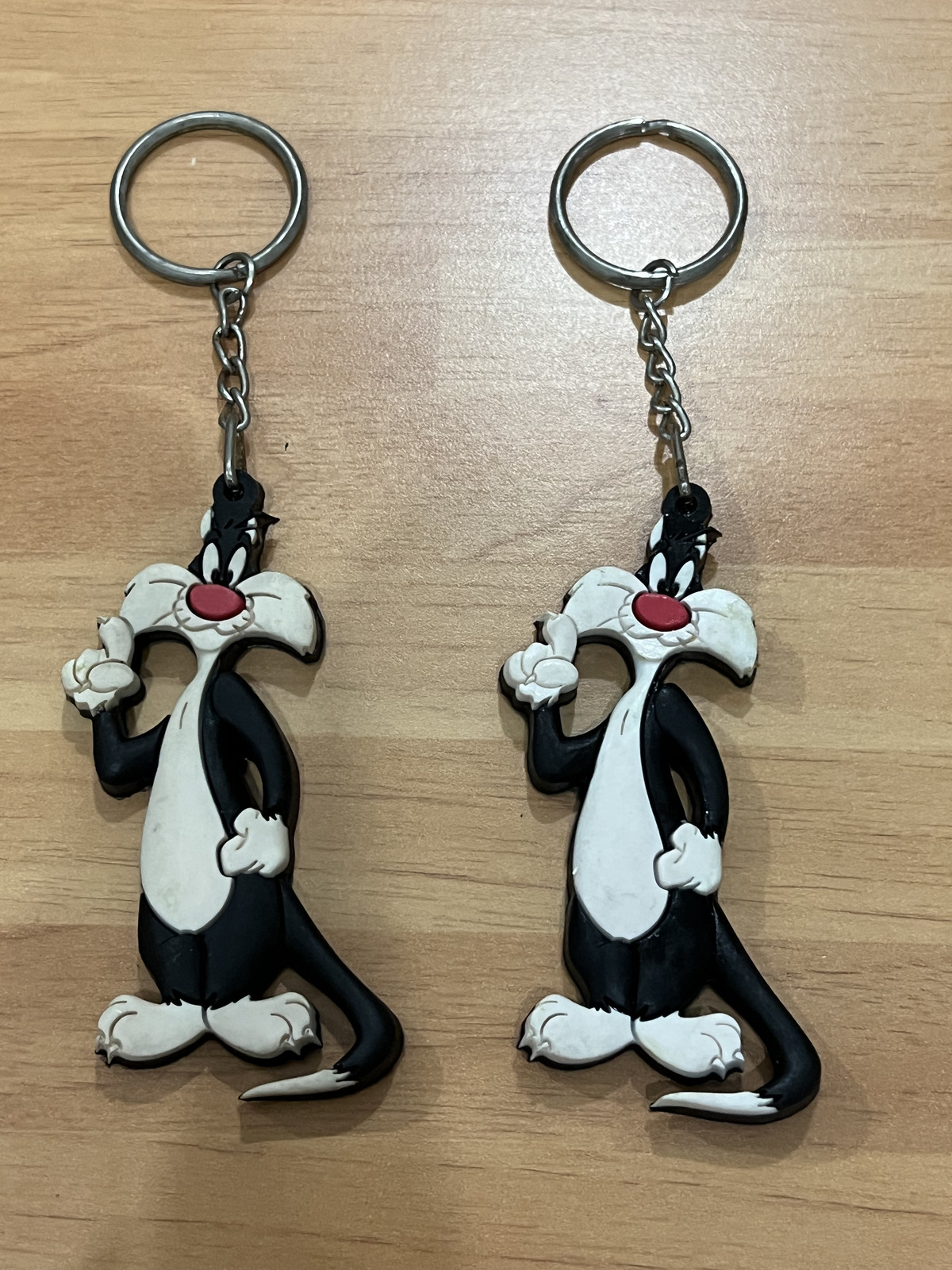 1998 Vintage Sylvester Looney Tunes Rubber Keychain Warner Bros Collectible MORE AVAILABLE