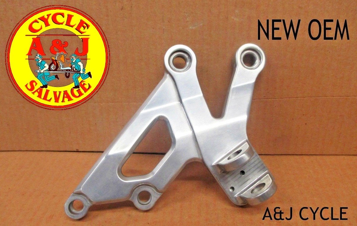 2000-2005 Kawasaki Ninja ZX12R Right front brake bracket