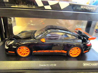 Porsche 911 (997) GT3 RS 2007 - Minichamps 1/18 - Miniature Métal Monté - Neuve