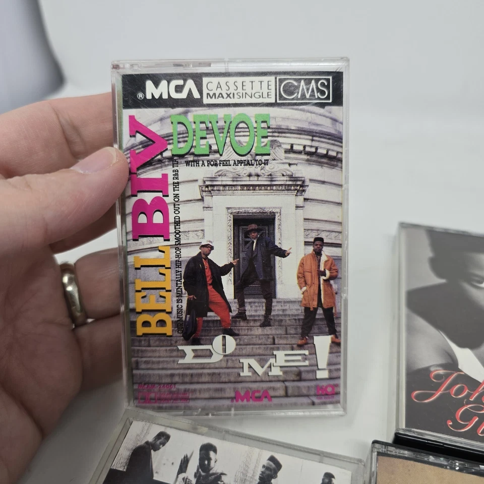 10 R&B 80s Cassette Tape Lot, BBD Gill Sweat Bobby Brown Boyz II Men Hammer Etc. - Imagem 2 de 4