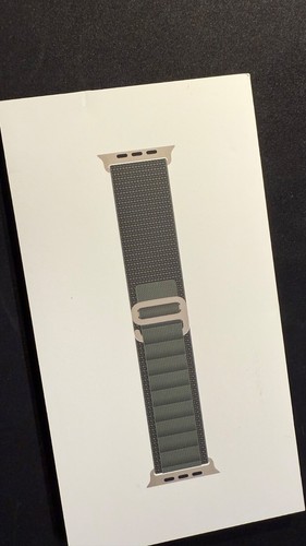 Apple Alpine Loop Band for Watch Ultra - Green S 49mm 45mm 44mm MQE23AM/A - 第 1/4 張圖片