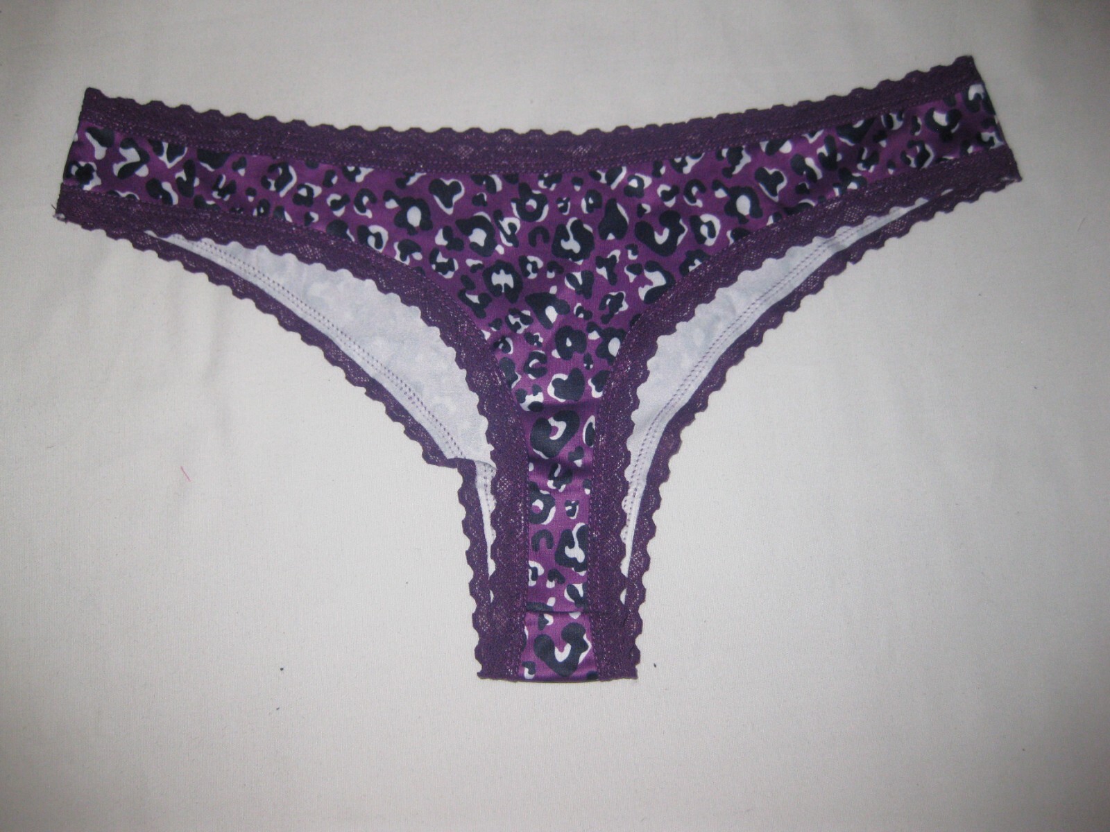 Picture 2 of 4