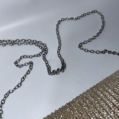 Clutch Umhängetasche, champagner, 23 cm breit x 12 cm hoch, Magnetverschluss - Bild 8 von 10