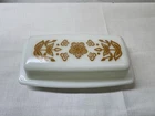 VTG Pyrex Butterfly Gold Butter Dish (72-B) GUC  4-3
