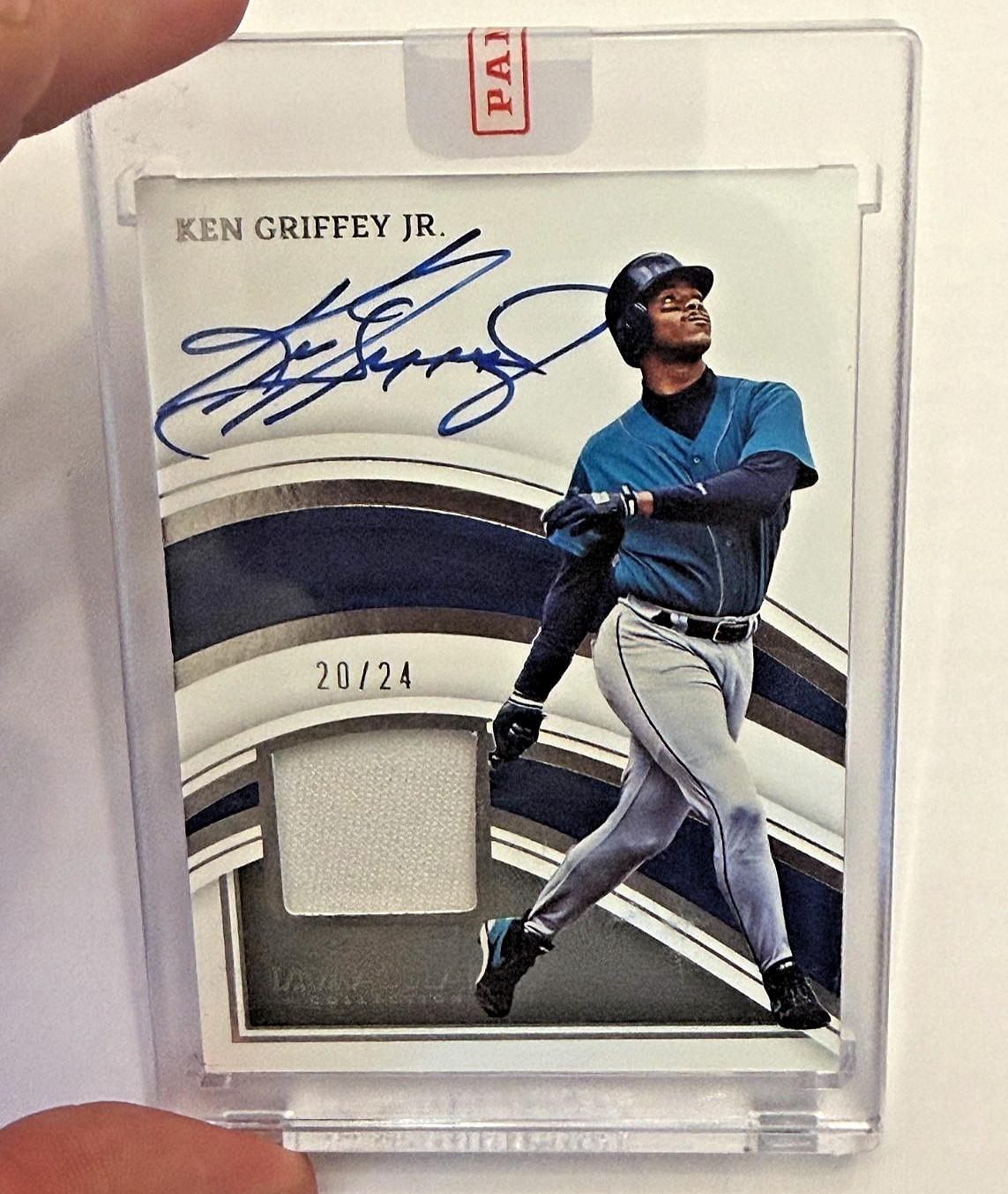 2023 Immaculate Ken Griffey Jr Auto Game Used Jersey 20/24 #AM-JR Mariners HOF view 1