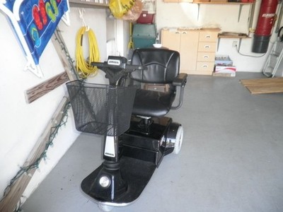 AMIGO MOBILITY SCOOTER