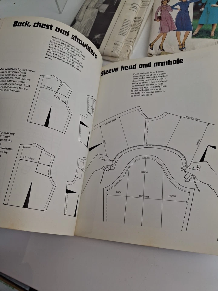 Job Lot Sewing Kits Bundle Dresses Tops Kids Book Adapting to Fashion Style G512 - Image 4 of 4