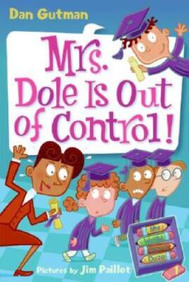 My Weird School Daze #1: Mrs. Dole Is Out of Control! - Paperback - ACCEPTABLE