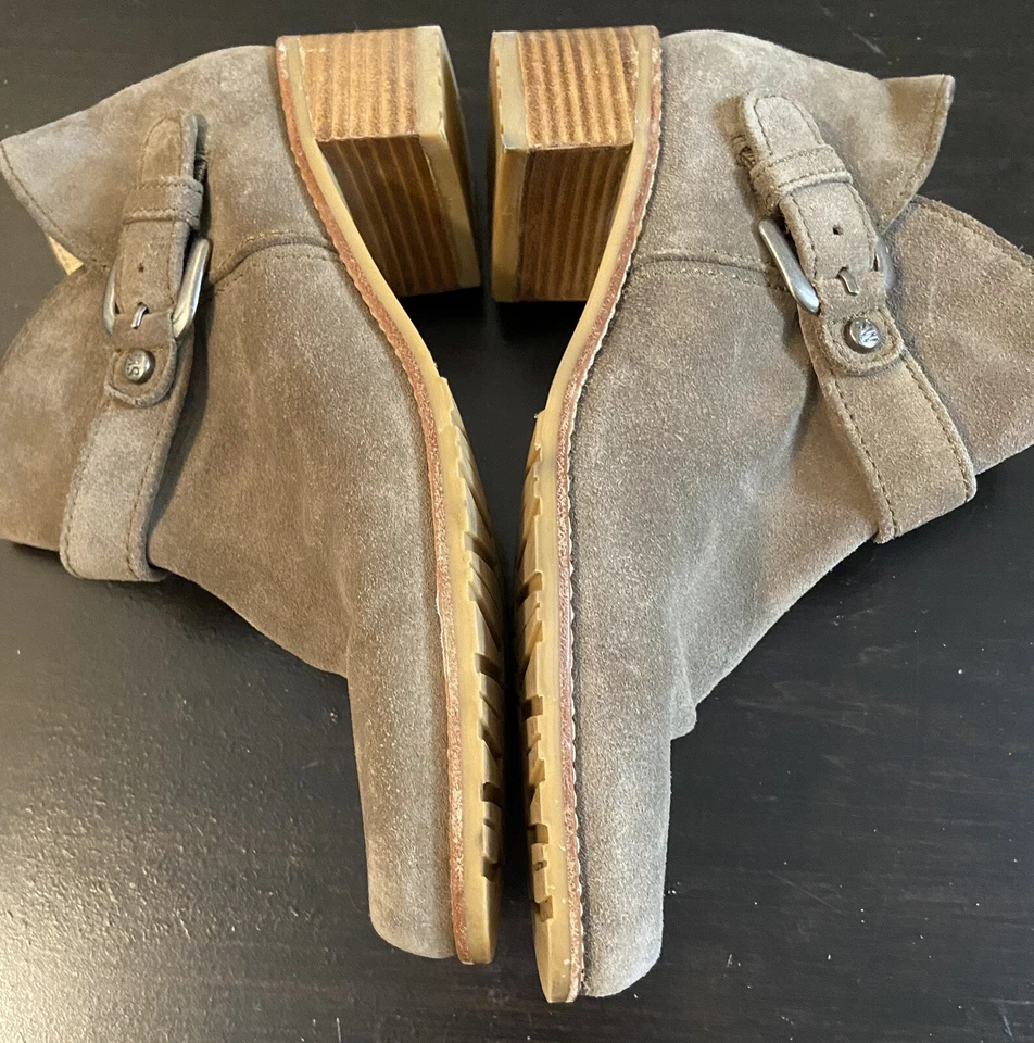 Stuart Weitzman Dude Tan Beige Suede Buckle Ankle Bootie Slip On Sz 7M Mint - Image 4 of 4