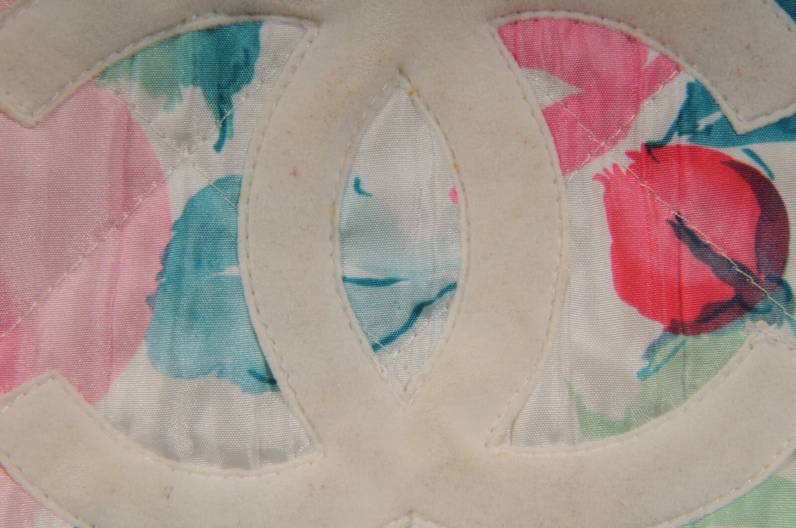 Giubbotto Chanel Vintage 95c Floreale Diamante Trapuntato Logo CC Taglia 38 Rosa Bianco Giacca