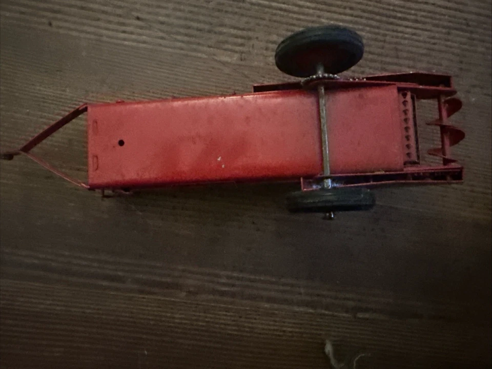 De colección Juguete ESKA ERTL IH MCCORMICK DEERING TRACTOR ESPARCIDOR DE ESTIÉRCOL 1/16 Foto 3 de 4