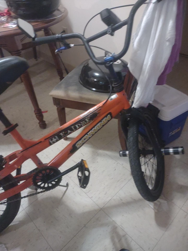 Schwinn Raider Squared Frame 20" Inch BMX Bicycle - Image 2 of 4