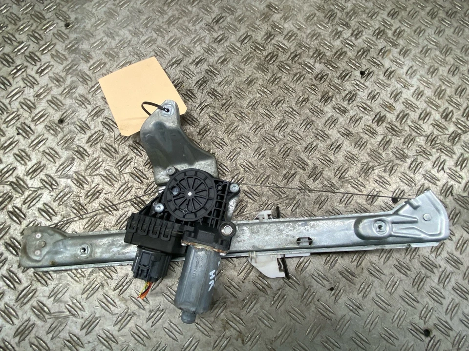 94637 Fensterheber rechts hinten JAGUAR X-Type (X400) 0130821486 - Bild 1 von 4