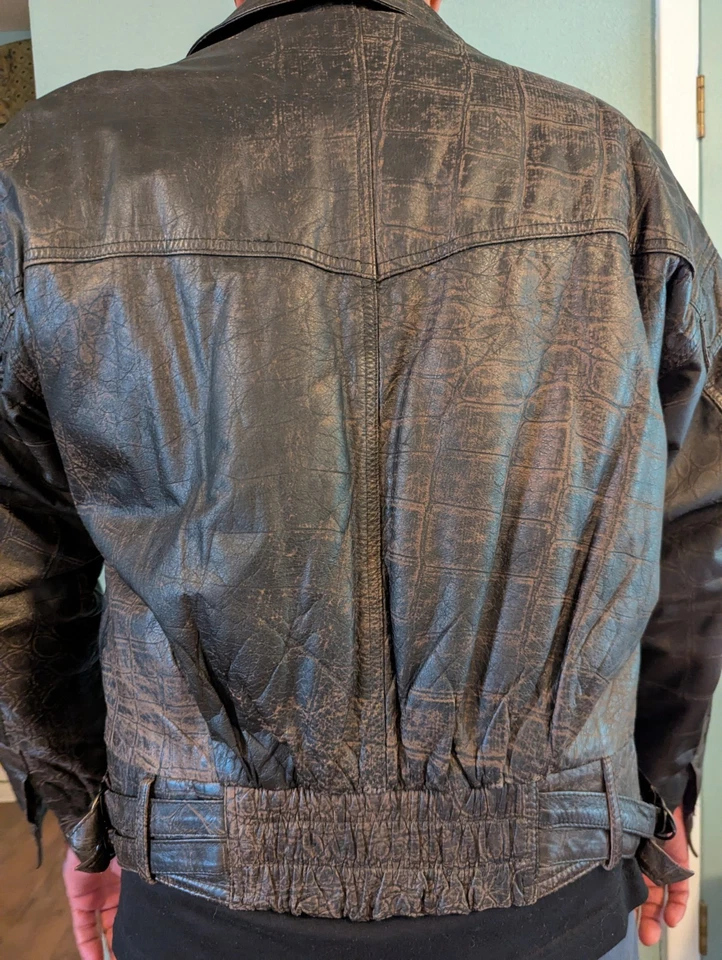 男式仿旧皮革夹克高清质量,坚固,状况完好 — 第 2/4 张图片