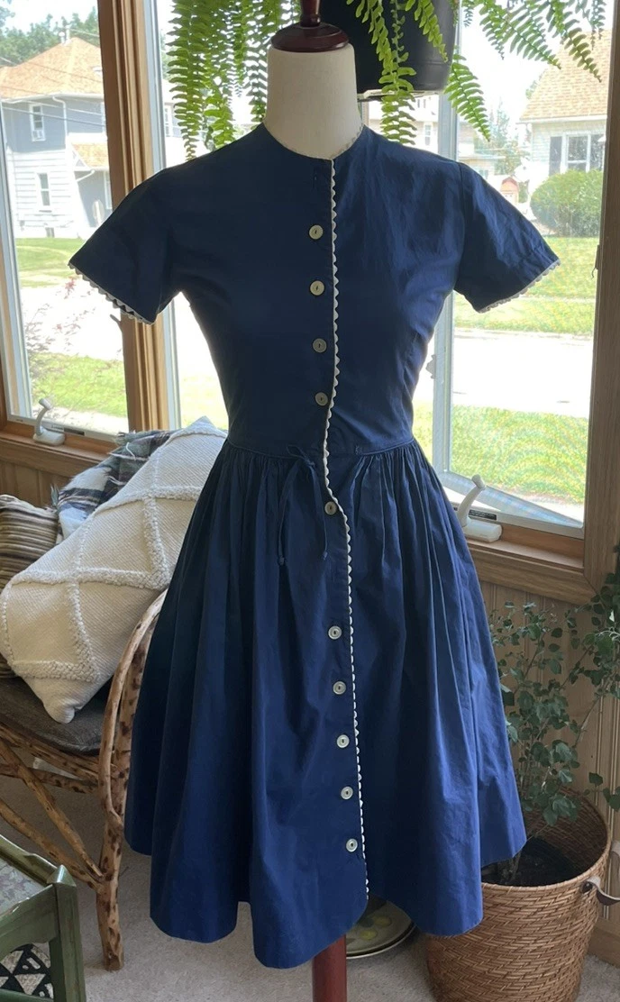 navy blue 50s style dress The Evelyn Wiggle Dress in Navy, True Late 40s Early 50s Vintage Style 10