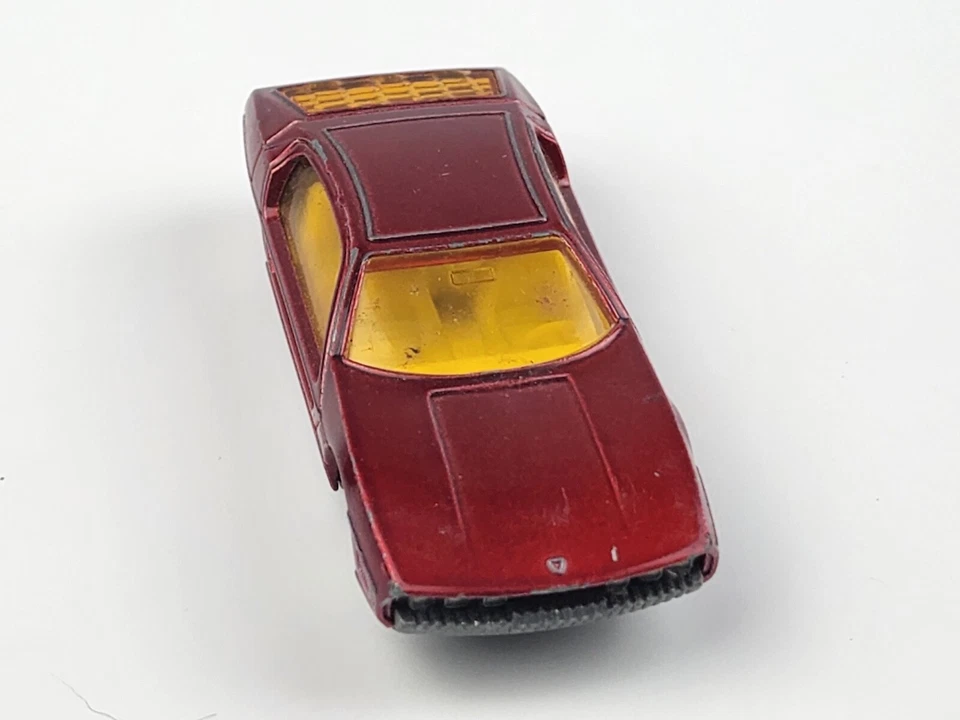 Vintage Matchbox Lesney Lamborghini Marzal No. 20 Maroon Color Pretty Nice! - Image 2 of 4
