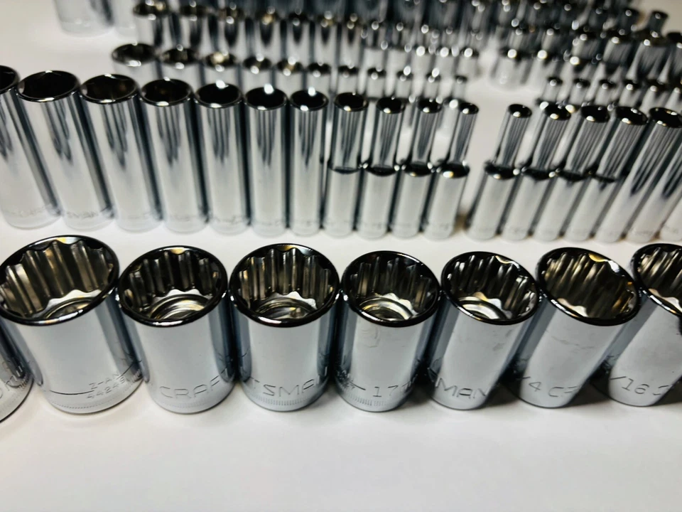 CRAFTSMAN 124 pc 1/4 3/8 1/2 Dr SAE METRIC MM 6pt 12pt wrench socket Tool set - Image 4 of 4