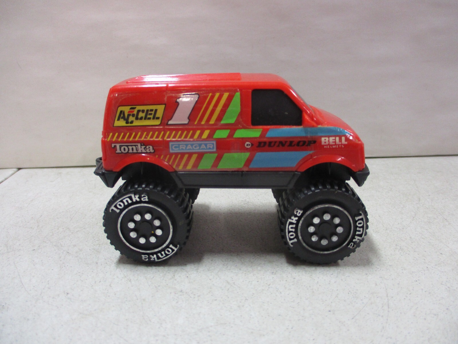 Picture 3 of 5