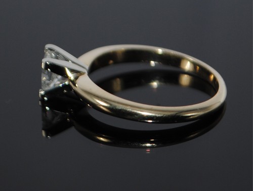 14ct Gold & Solitaire Princess Cut Diamond Ring 0.59 Carat - Picture 5 of 5