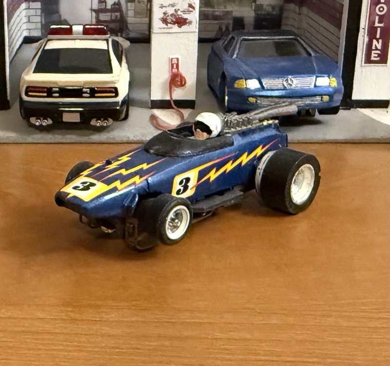 Resin Formula 1 HO Johnny Lightning Special #3  Ferrari Aurora Slim Line Chassis