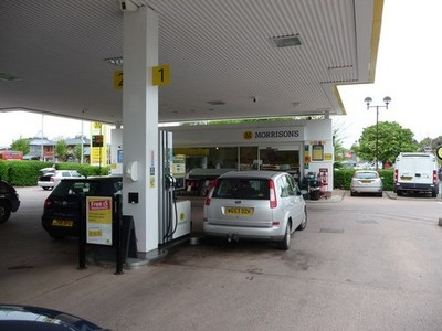 Foto A2 Tiverton : Morrisons Tankstelle Tiverton \/SS9512 ob yo c2010