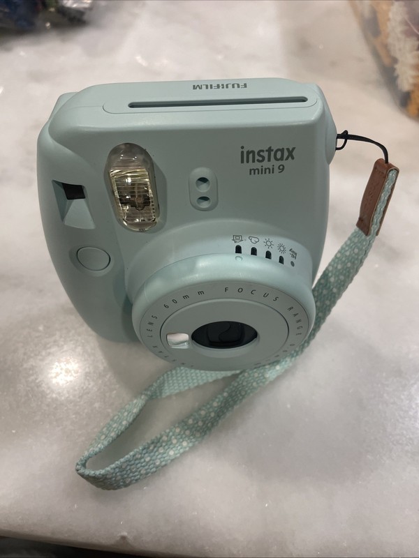 Fujifilm Instax Mini 9 Instant Film Camera Light Mint Green Teal