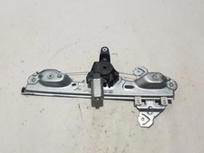 Porte arrière et accessoires Nissan Pulsar