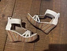 Wedge Heels White Leather Sandals Rhinestone Zipper Ankle Size 8 / 39 Platform