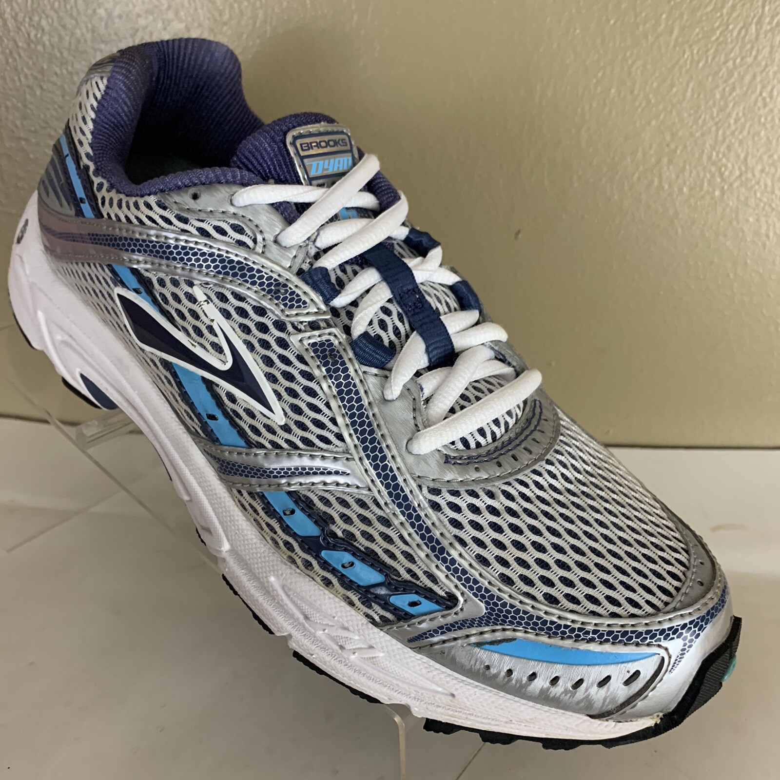 brooks ariel womens shoes