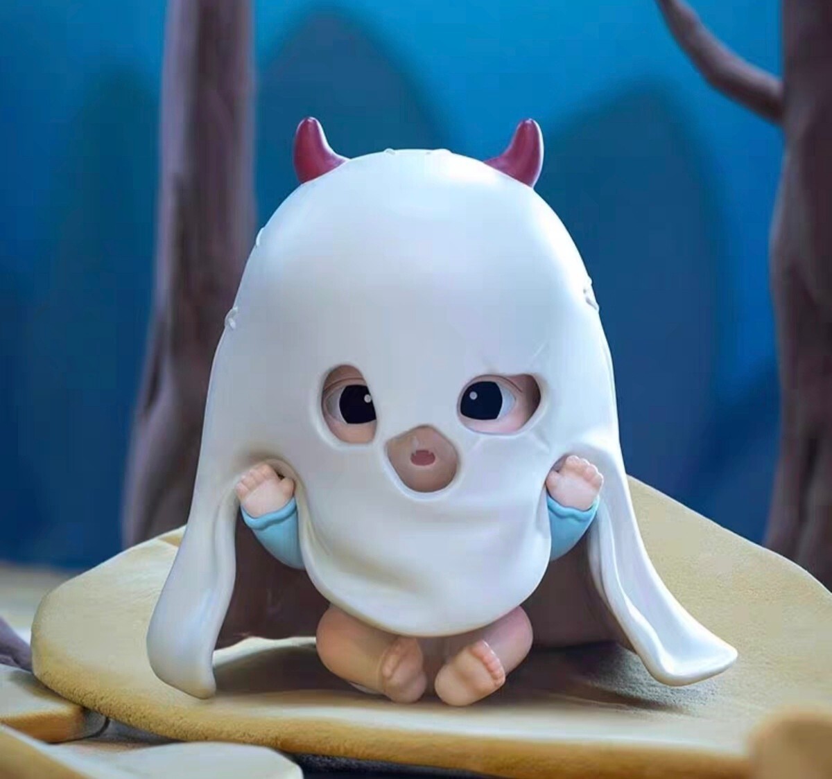 POP MART Forest Adventure Series HACIPUPU Little Ghost Blind Box