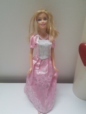 barbie mattel 2009
