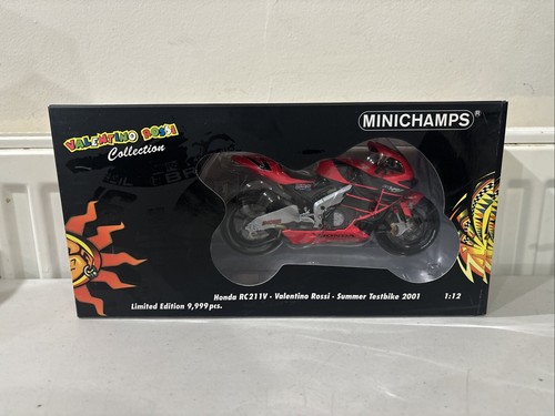 MINICHAMPS 122 017946 Honda RC211V Rossi die cast Test Bike 2001 1 12th scale - Picture 2 of 2