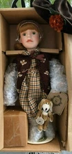 BOYDS PORCELAIN DOLL - 12"YESTERDAY'S CHILD COLLECTION - AUTUMN WITH ACORN