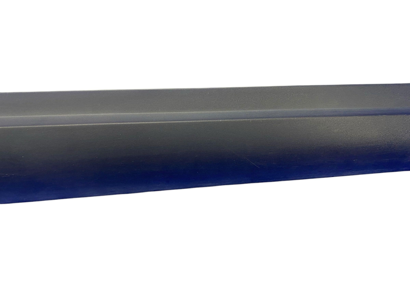2017-2020 MASERATI LEVANTE FRONT RIGHT EXTERIOR LOWER DOOR TRIM PANEL *SCUFFS*