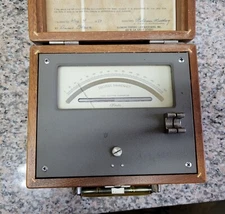 Vintage Alnor Type 4200 Portable Pyrometer