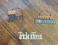 Halloween Signs Indoor Small Metal Hanging Decoration 2007 Lot of 3 Spooky