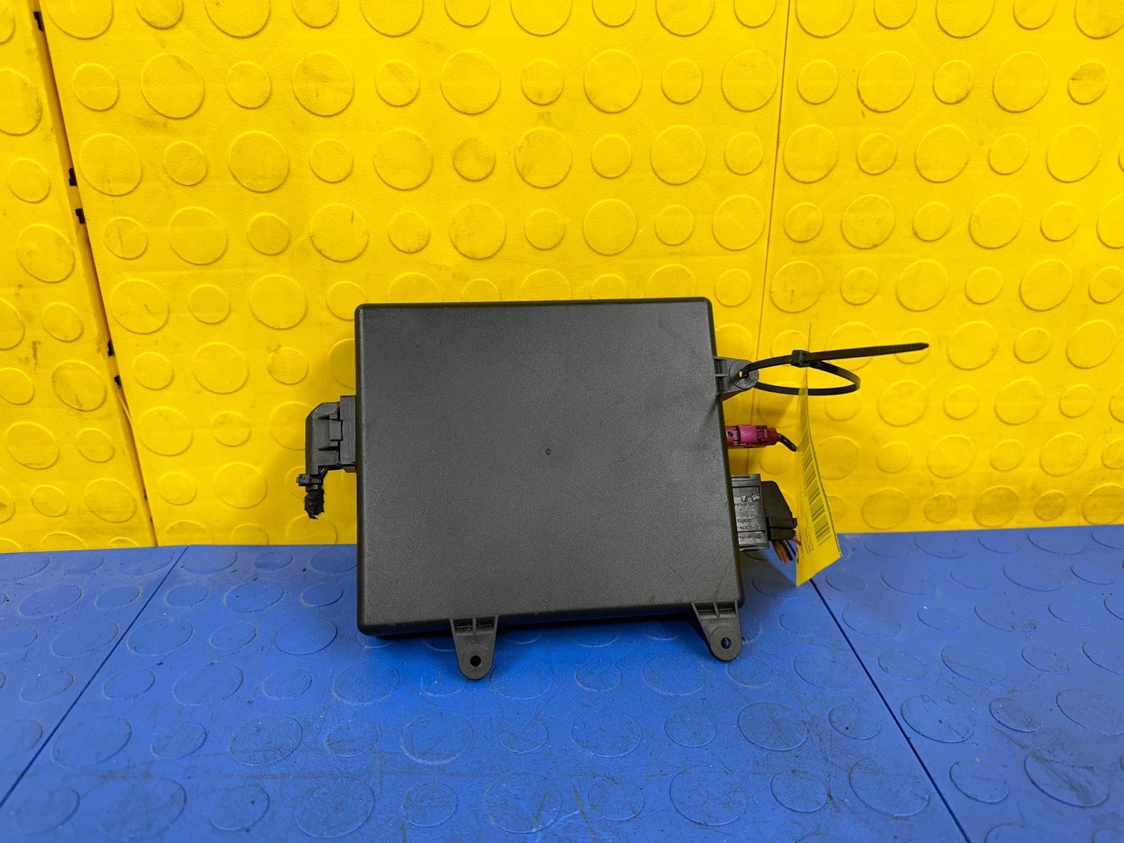 06 07 08 09 BENTLEY Continental GT Communication Phone Control OEM 3W0035385AS