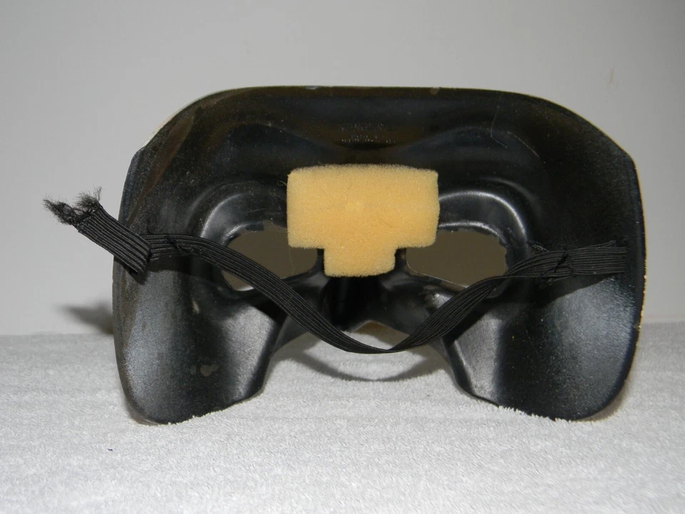 Black Venetian Long Nose Mask Masquerade Ball Prom Mardi Gras Halloween - Image 4 of 4