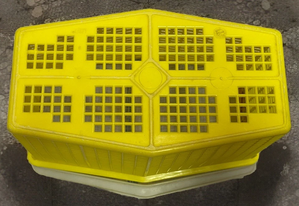 DDR Klammerkorb - Tragekorb, Pilzkorb - kleines Glas mit Strich - Bild 3 von 4