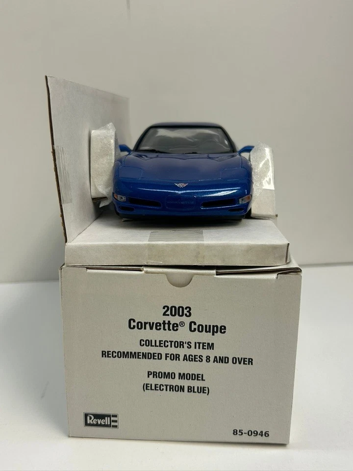Corvette Dealer Promo ~ 2003 Corvette Coupe ~ Electron Blue - Image 2 of 4