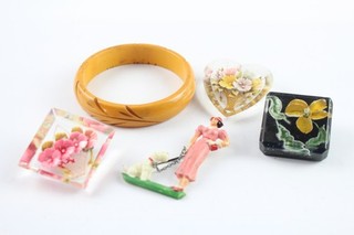 Early Plastic Jewellery Bakelite Bangle Reverse Carved Vintage x 5