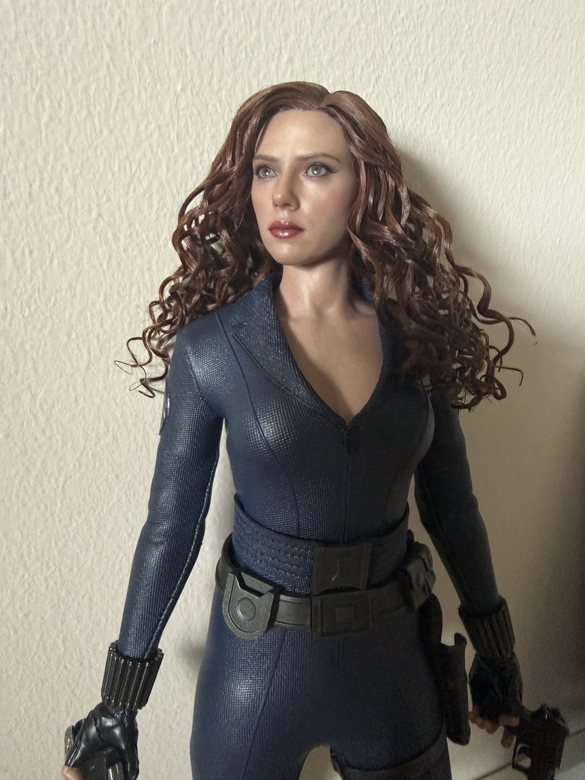 Hot Toys Artisan Edition Black Widow 1/6 - Marvel Used Excellent