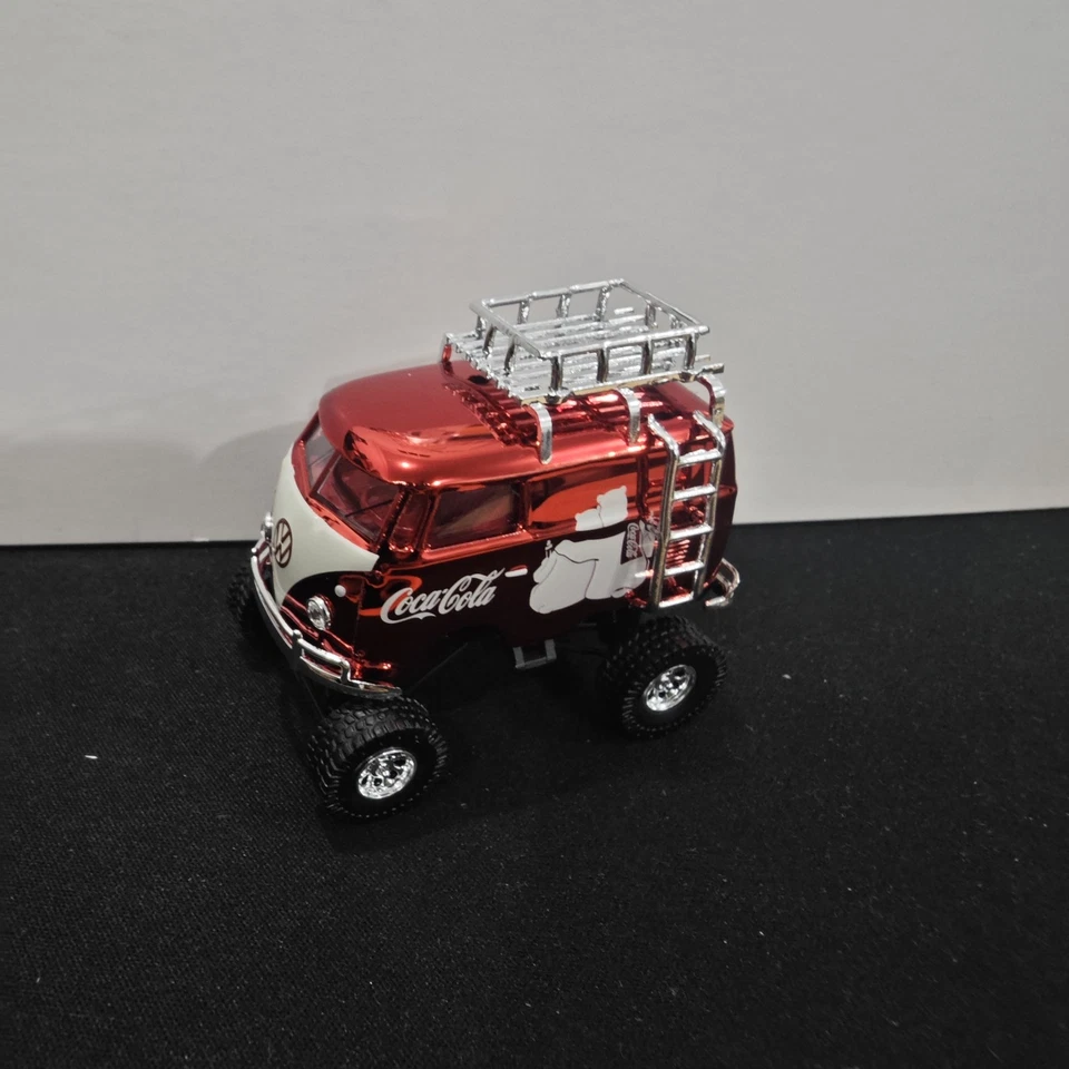 M2 Machines Custom coke 1960 VW Delivery Van 4x4 Christmas polar bears big foot - Image 2 of 4